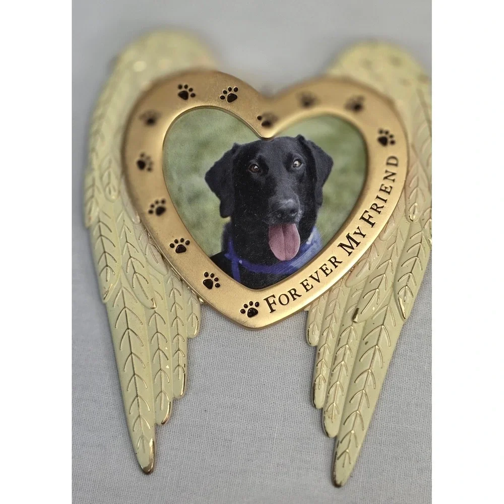 Hallmark 2020 Forever My Friend Angel Wings Heart Pet Memorial Photo Ornament